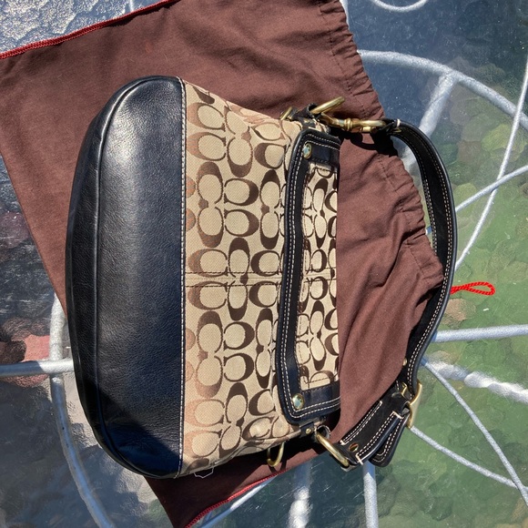 Coach legacy front flap hobo - Picture 4 of 6